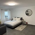 Zentrales Ruhiges Apartment Im Hinterhaus